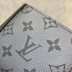 ルイヴィトンスーパーコピー ポルトフォイユ・ミュルティプル M30843 ルイヴィトンスーパーコピー ポルトフォイユ・ミュルティプル M30843