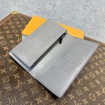 ルイヴィトン コピー モノグラム・シャドウ ポルトフォイユ・ブラザ M81335