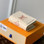 ルイヴィトンコピー 可愛い折りたたみ財布☆ポルトフォイユ クレア  M81927