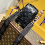 ルイヴィトンスーパーコピー ダブル・フォンポーチ M81323 ルイヴィトンスーパーコピー ダブル・フォンポーチ M81323