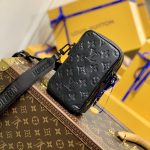 ルイヴィトンスーパーコピー ダブル・フォンポーチ M81323 ルイヴィトンスーパーコピー ダブル・フォンポーチ M81323