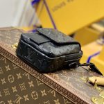 ルイヴィトンスーパーコピー ダブル・フォンポーチ M81323 ルイヴィトンスーパーコピー ダブル・フォンポーチ M81323