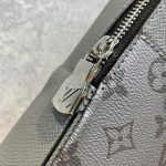 ルイヴィトン スーパーコピー スリングバッグ M30833 ルイヴィトン スーパーコピー スリングバッグ M30833