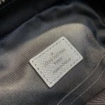 ルイヴィトン スーパーコピー スリングバッグ M30833 ルイヴィトン スーパーコピー スリングバッグ M30833