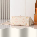ルイヴィトンコピー ルイ・ヴィトン(LOUIS VUITTON)キャリーオール NM / M24141 ルイヴィトンコピー ルイ・ヴィトン(LOUIS VUITTON)キャリーオール NM / M24141